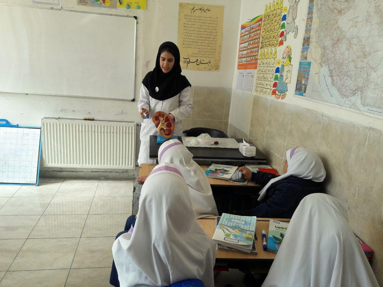 Half-day life sciences camp for fourth, fifth and sixth grade elementary students, Elementary School of Science and Literature (2)
